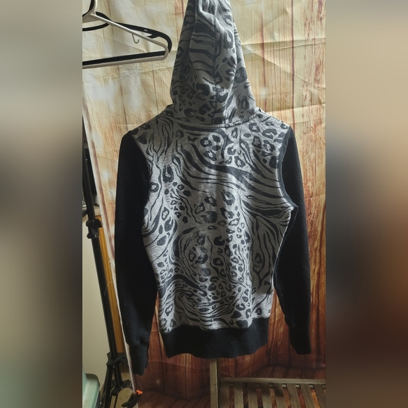 LADIES FOX ZIP UP ANIMAL PRINT SIZED MEDIUM SWEATER - Picture 2 of 3